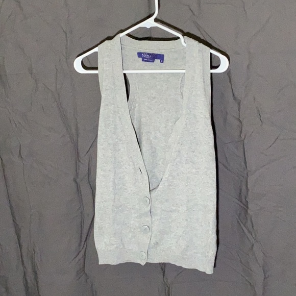 Vest - Picture 3 of 3